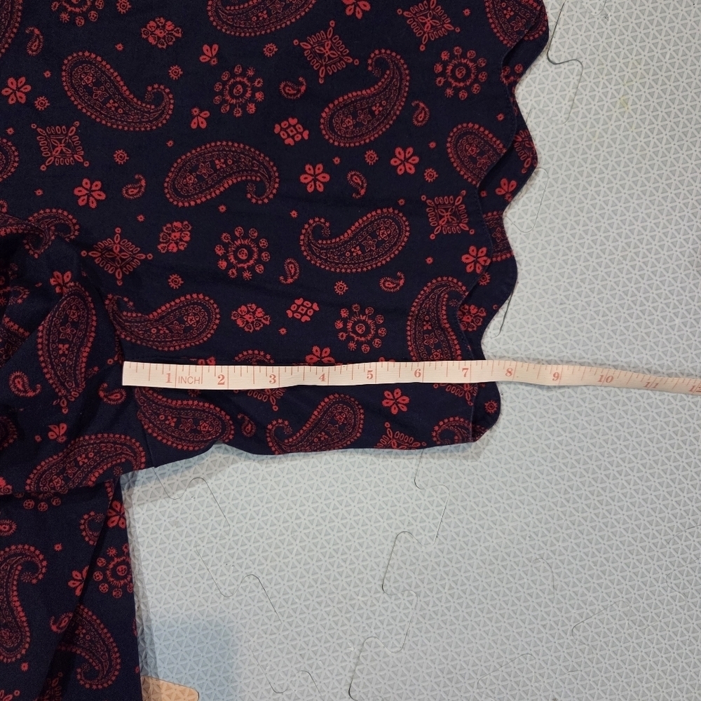 Talbots Women's Navy and Red Paisley Scallop-Trim Shorts Size 24W - Picture 7 of 12